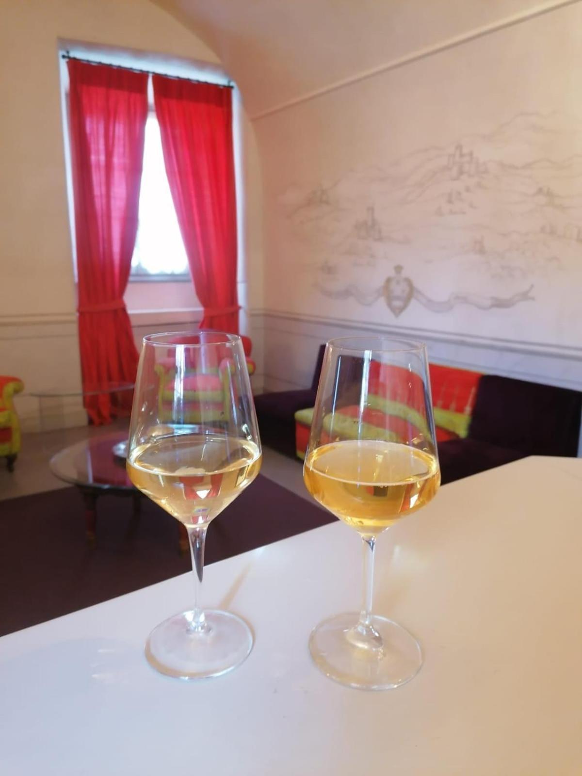 Castello Di Pontebosio Luxury Resort Licciana Nardi Eksteriør billede